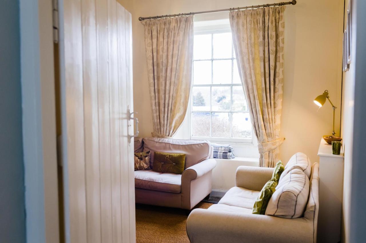 May Tree Cottage Manorbier 5 Mins From The Beach Sleeps 4 Εξωτερικό φωτογραφία