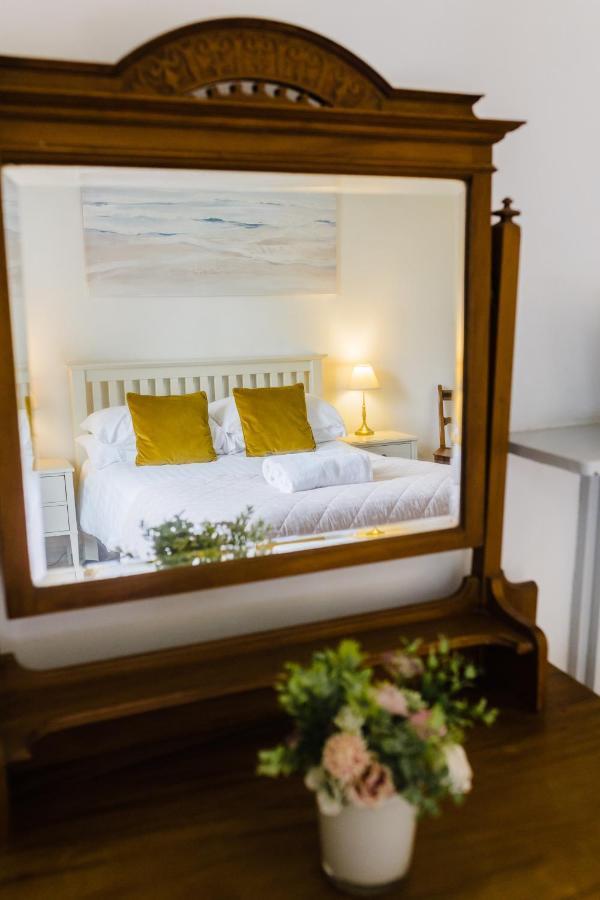 May Tree Cottage Manorbier 5 Mins From The Beach Sleeps 4 Εξωτερικό φωτογραφία