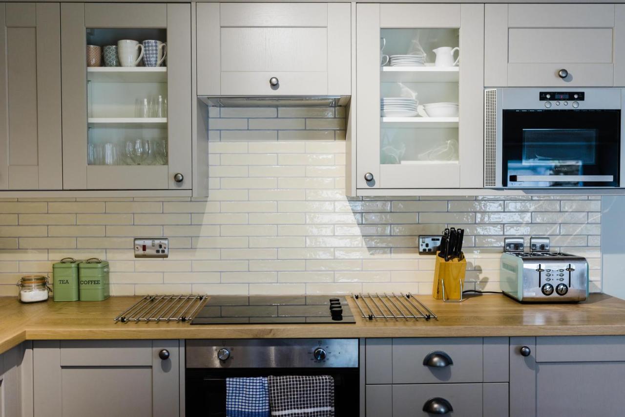 May Tree Cottage Manorbier 5 Mins From The Beach Sleeps 4 Εξωτερικό φωτογραφία
