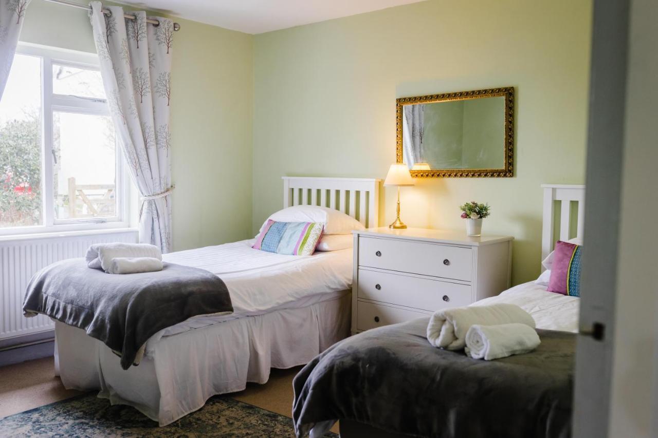 May Tree Cottage Manorbier 5 Mins From The Beach Sleeps 4 Εξωτερικό φωτογραφία