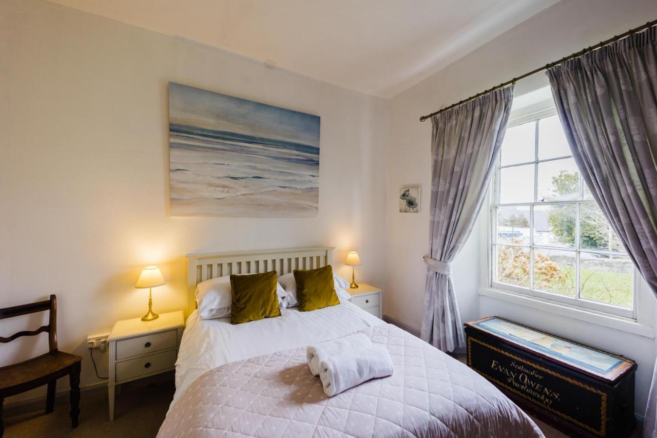 May Tree Cottage Manorbier 5 Mins From The Beach Sleeps 4 Εξωτερικό φωτογραφία