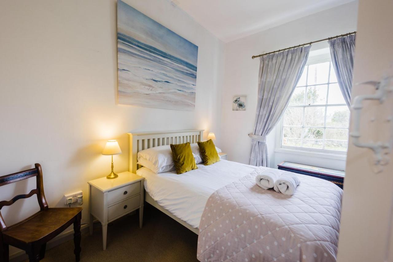 May Tree Cottage Manorbier 5 Mins From The Beach Sleeps 4 Εξωτερικό φωτογραφία