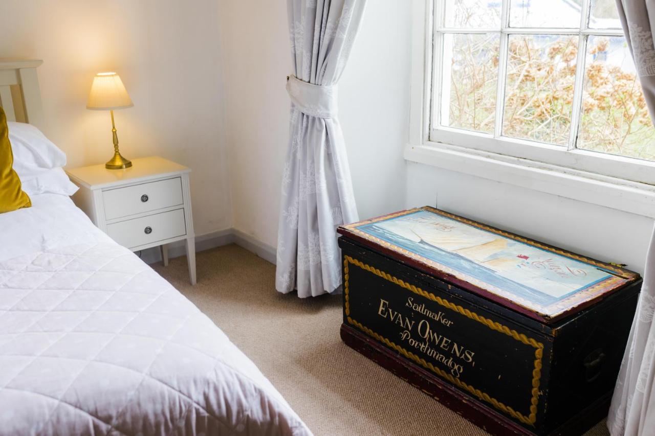 May Tree Cottage Manorbier 5 Mins From The Beach Sleeps 4 Εξωτερικό φωτογραφία
