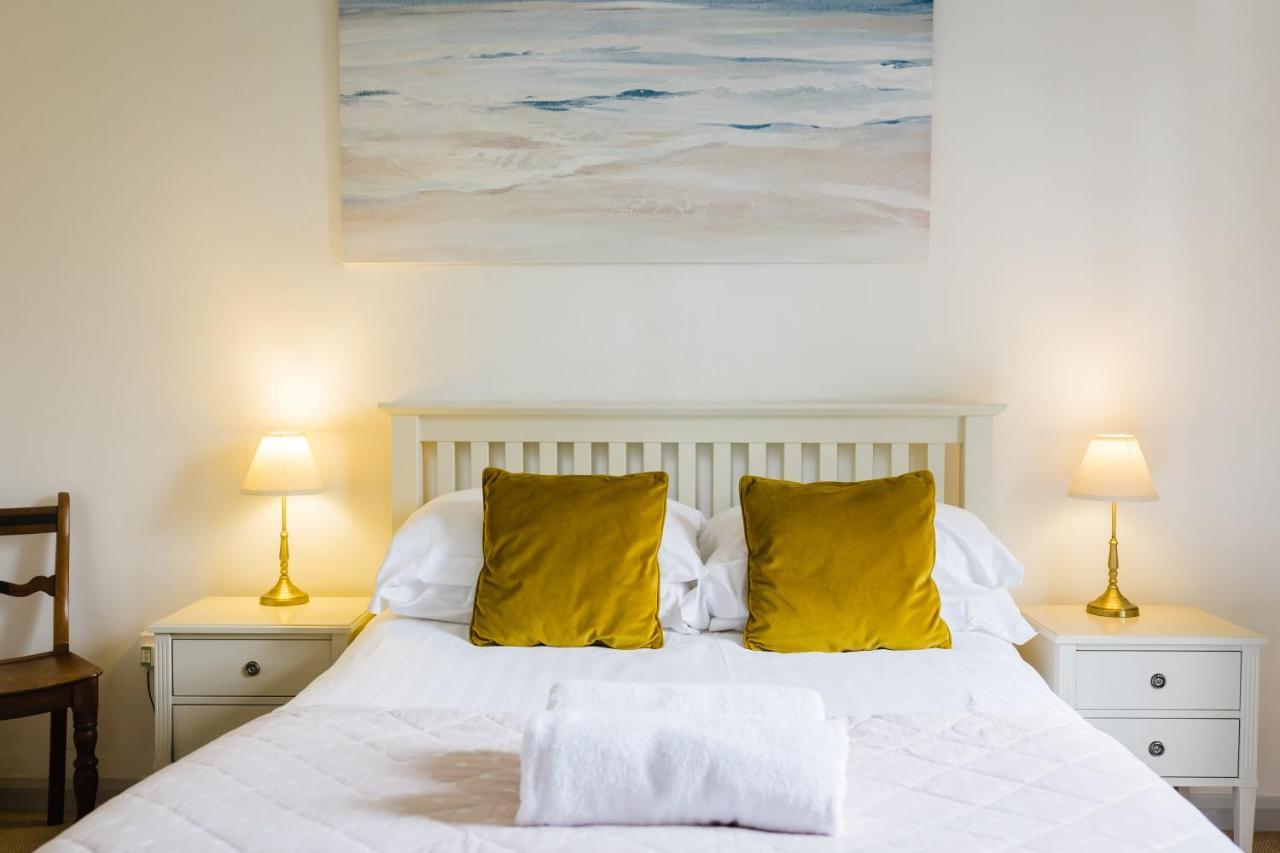 May Tree Cottage Manorbier 5 Mins From The Beach Sleeps 4 Εξωτερικό φωτογραφία